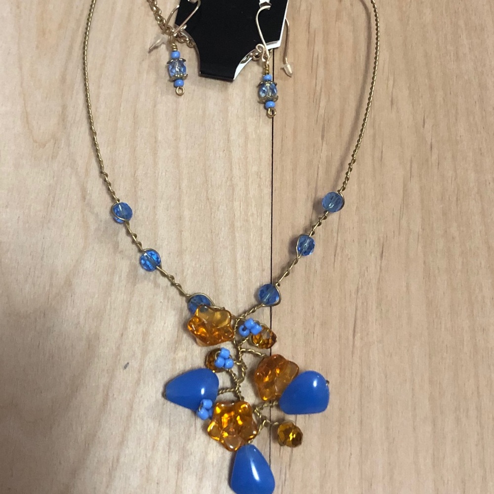 Gold wire blue floral necklace & earrings